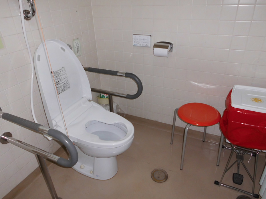 オストメイト対応トイレの設置事例５
