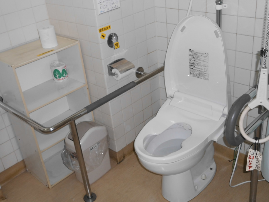 オストメイト対応トイレの設置事例３